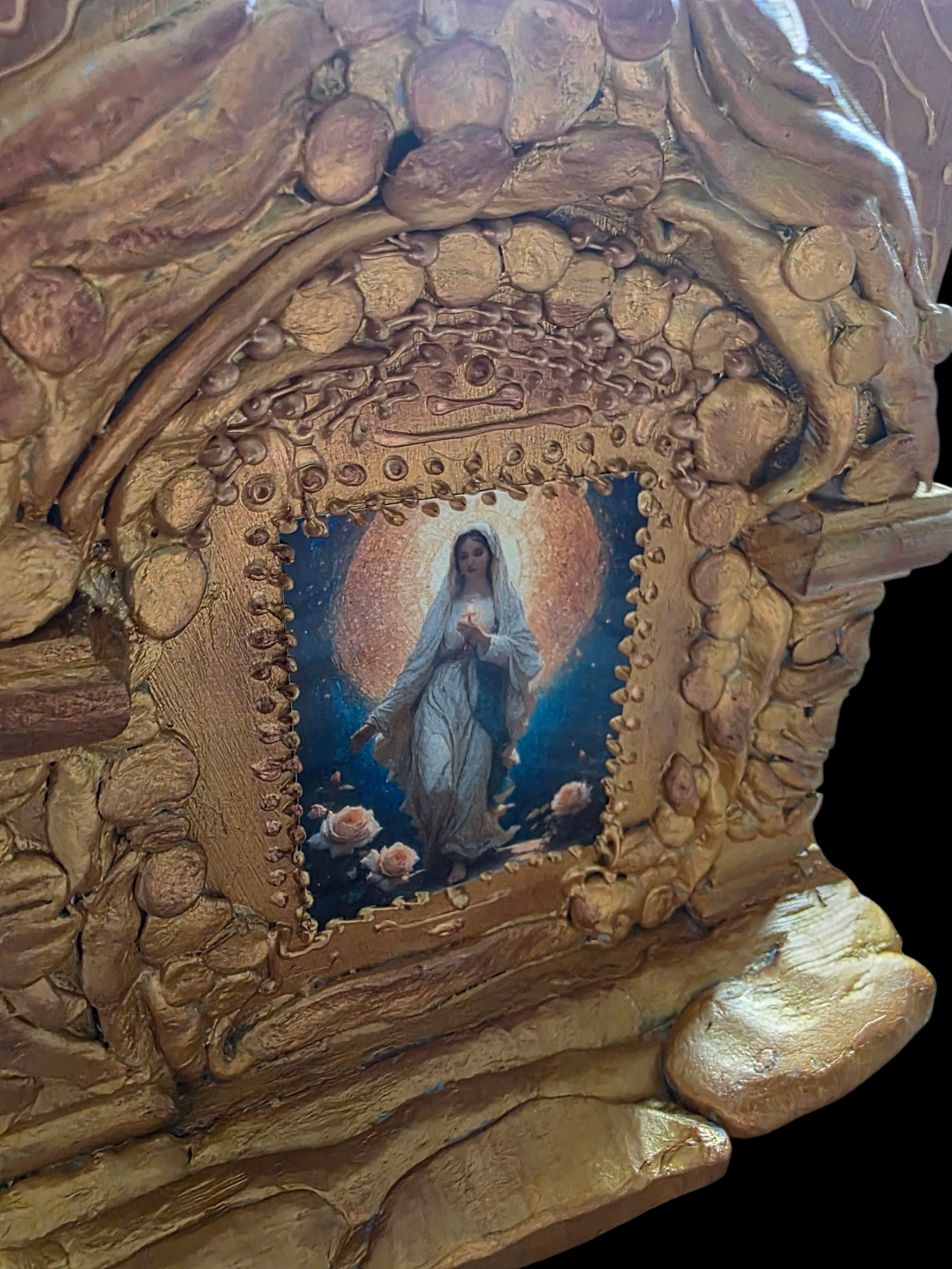 Altar dedicado a La Madre Maria - Imagen 6